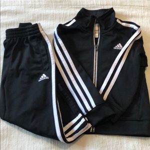 Adidas Black/white jump suit (2T)